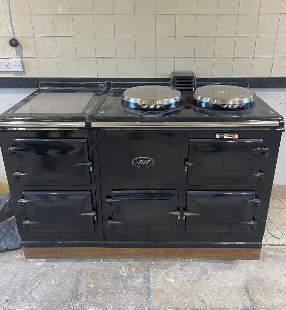 <p>4 Oven Post 2000 Aga just come in to stock ready to be refurbished and enamelled in choice of colour</p>