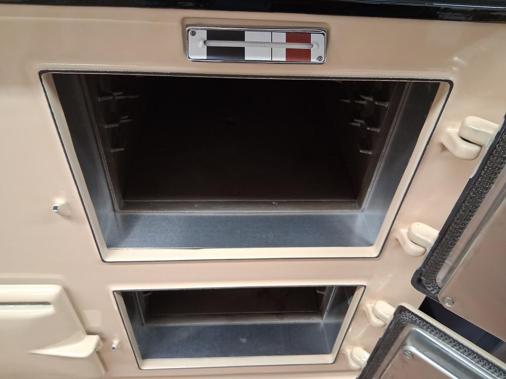 2 oven Aga