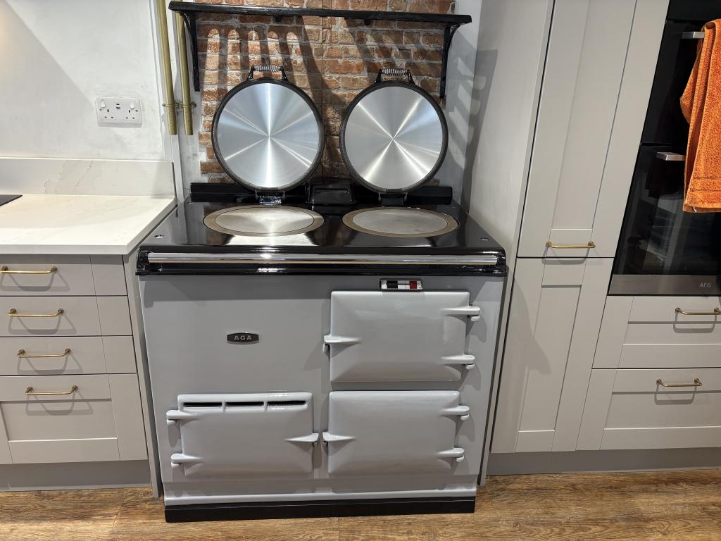 <p>2 Oven Aga enamelled in Manor House Grey running on Electric Installed near Salisbury</p>