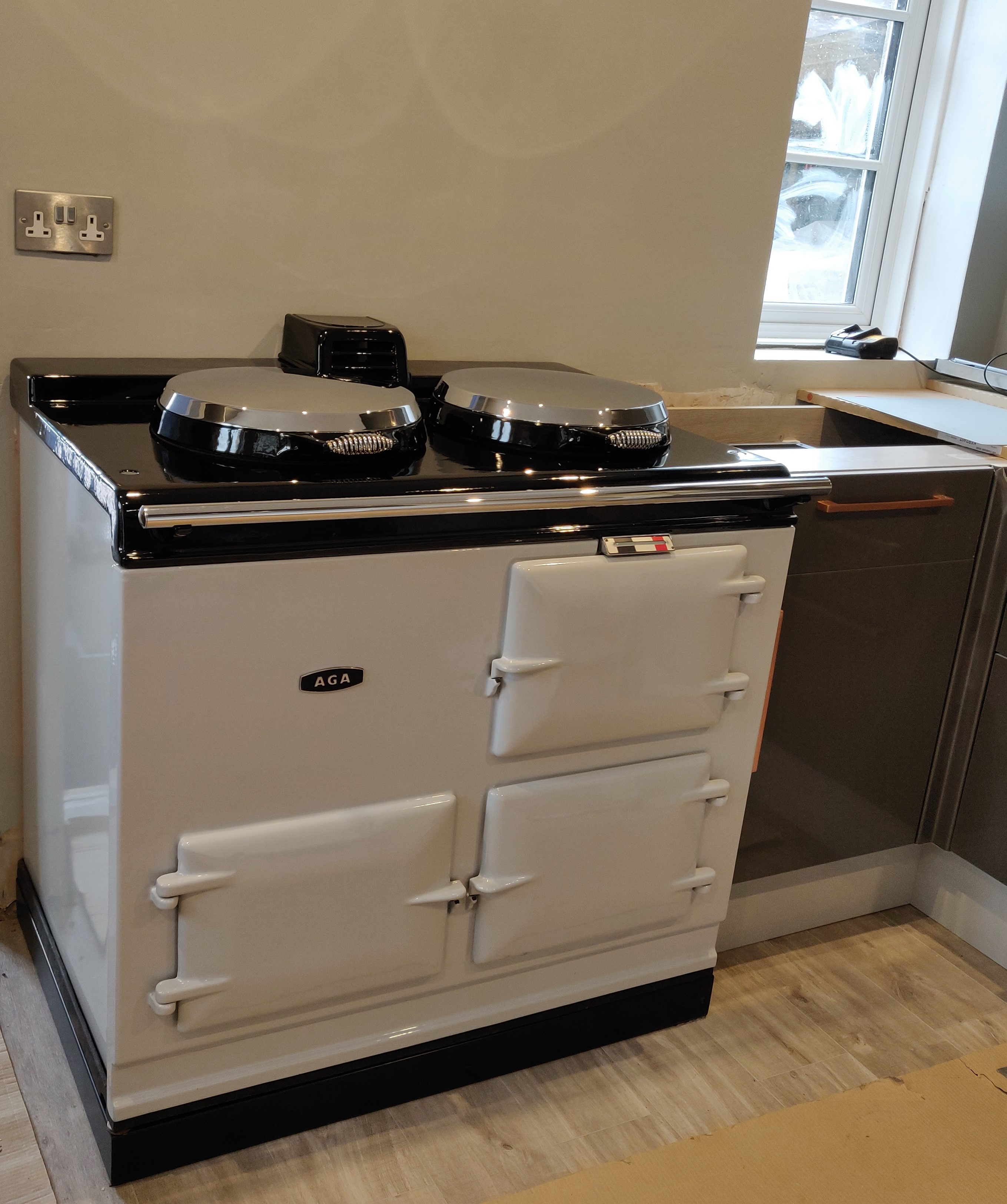 2 Oven Deluxe Pre-74 (1956-1974) Aga cooker