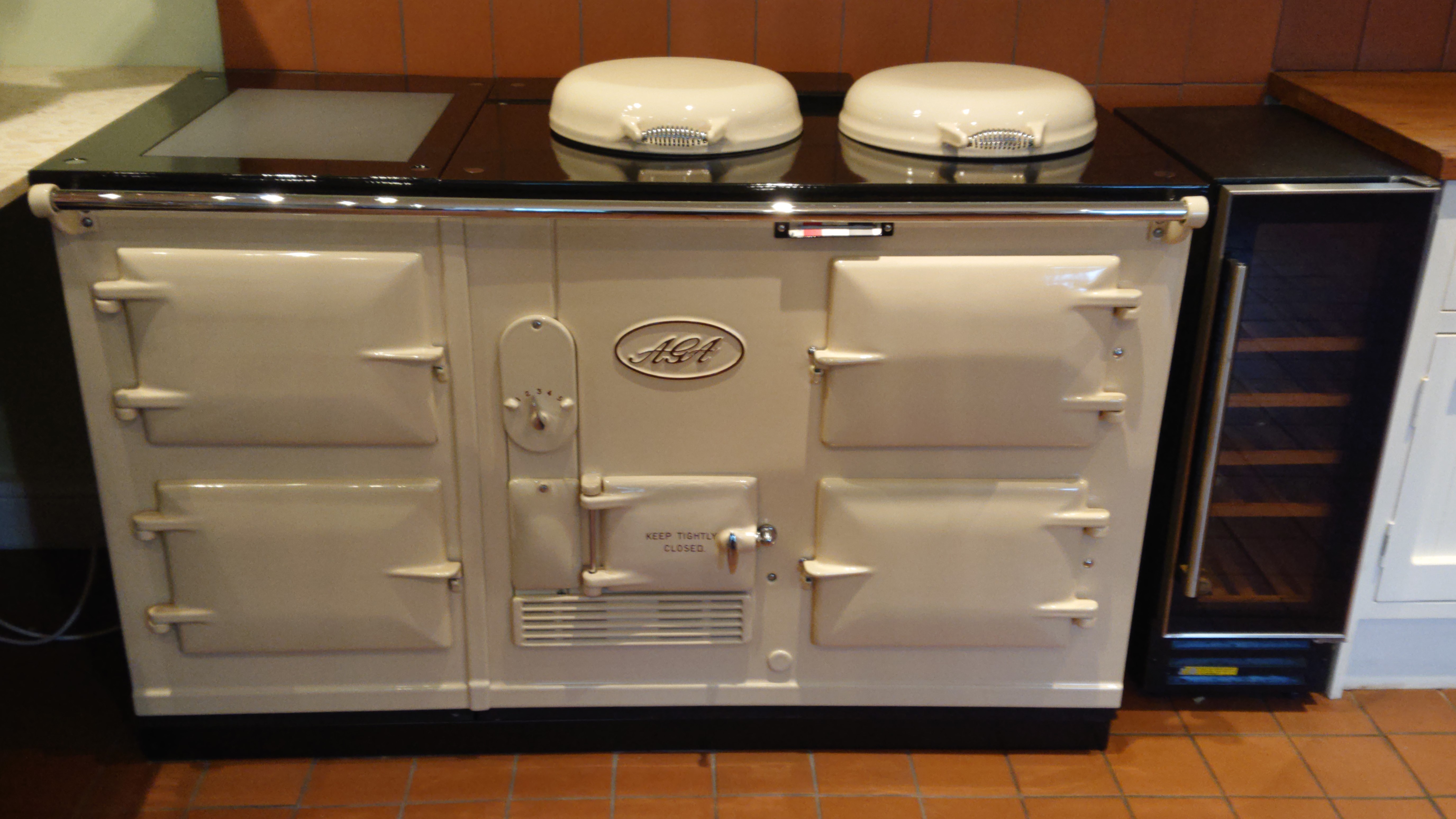 4 Oven Standard (1941-1972) Aga cooker